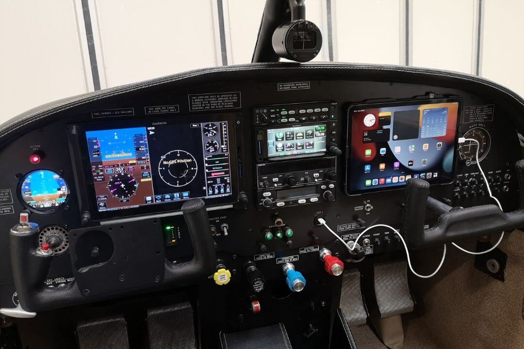 ATS other aircraft cockpit