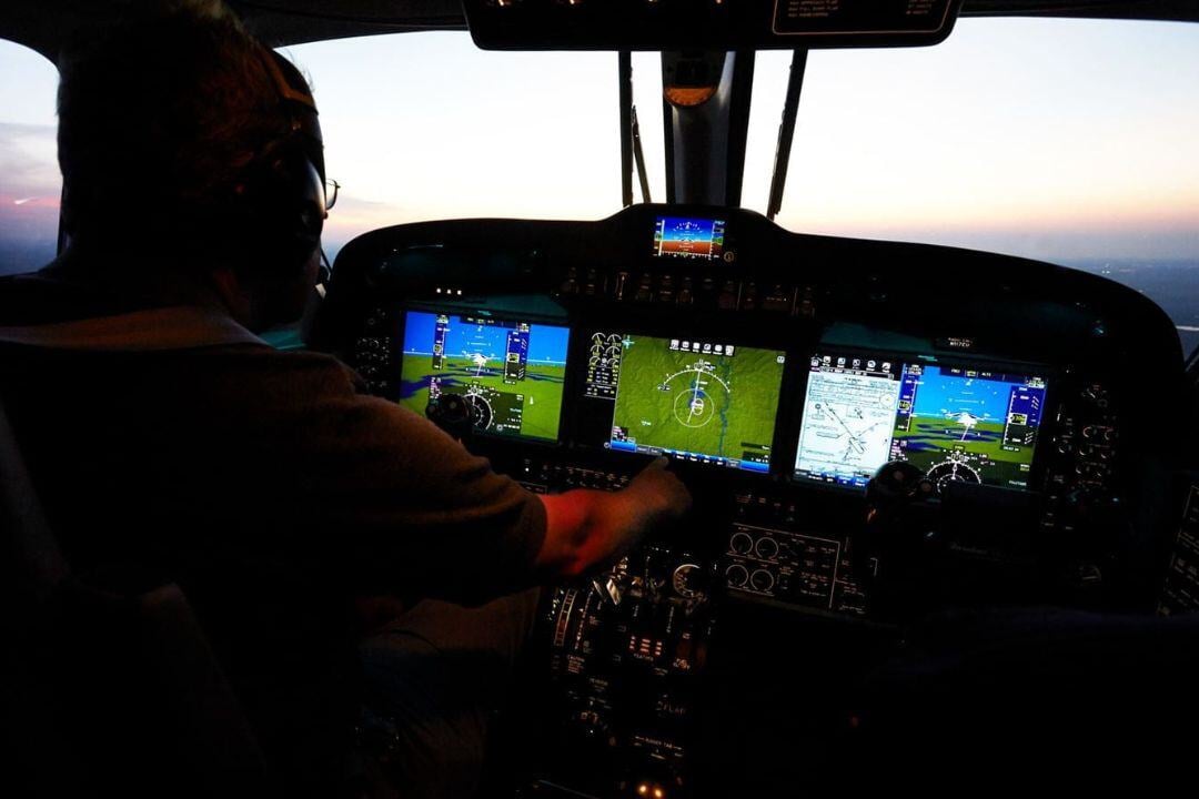 ATS - B300 king air cockpit